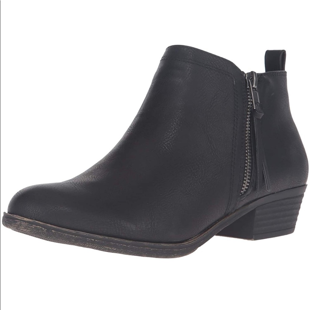 Rampage Women's Tarragon Ankle Bootie